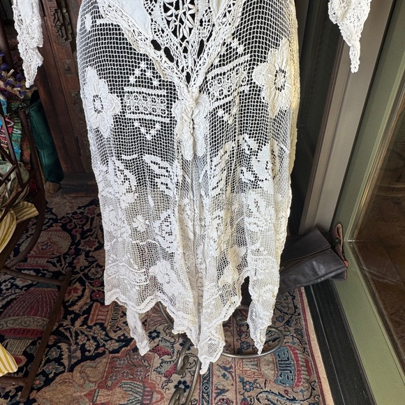 Bohemian White Lace Fringe Dress - Picture 3 of 16